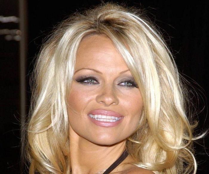 Pamela Anderson, Adil Ramiyle olan ilişkisini anlattı