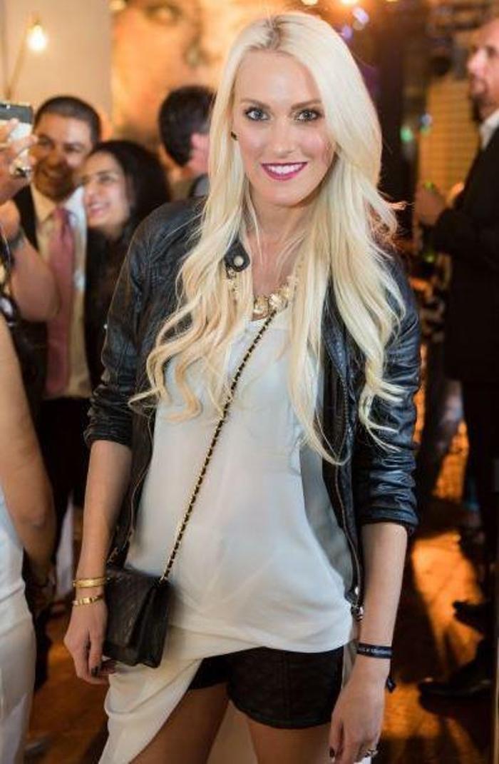 Alexandra Mary Hirschi İstanbulda hayranlarıyla buluştu