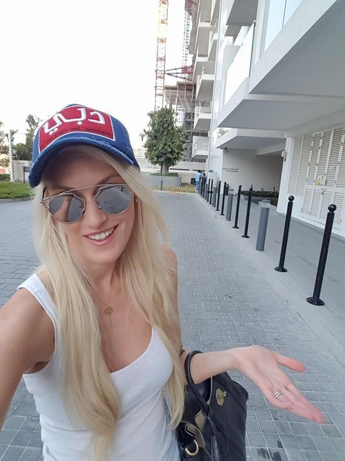 Alexandra Mary Hirschi İstanbulda hayranlarıyla buluştu