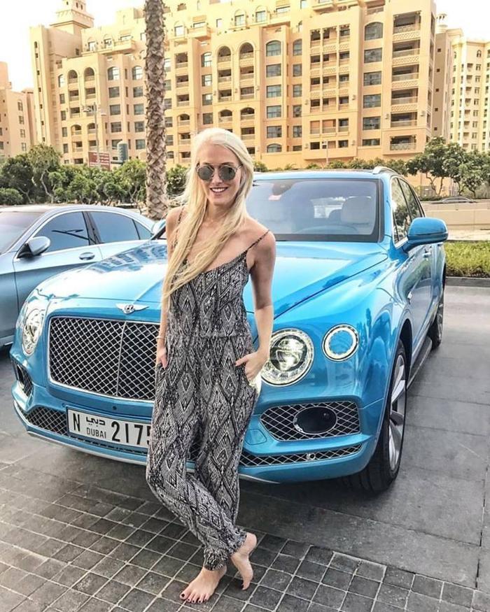 Alexandra Mary Hirschi İstanbulda hayranlarıyla buluştu