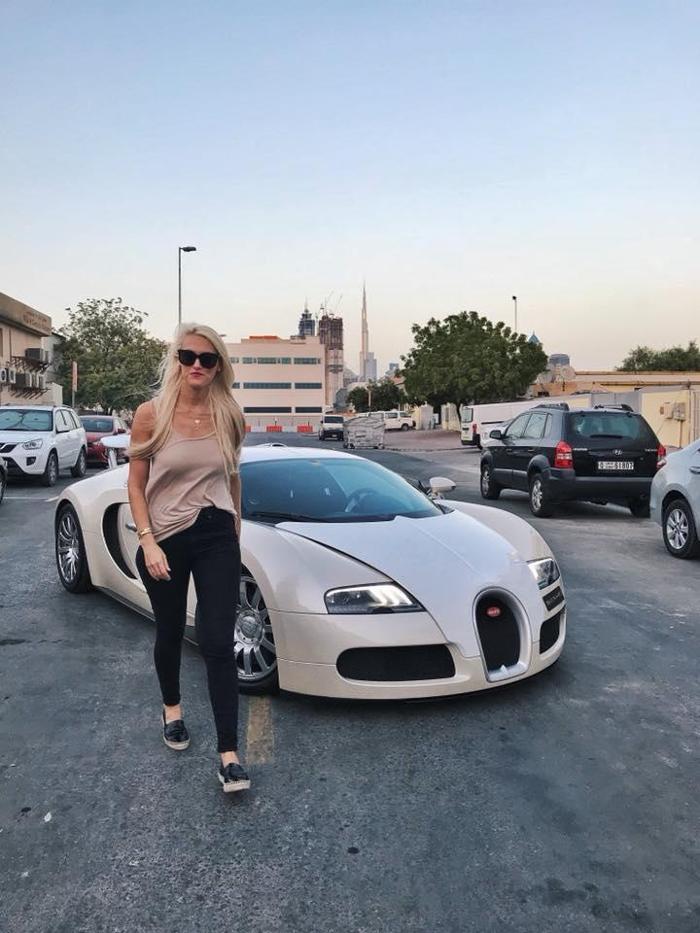Alexandra Mary Hirschi İstanbulda hayranlarıyla buluştu