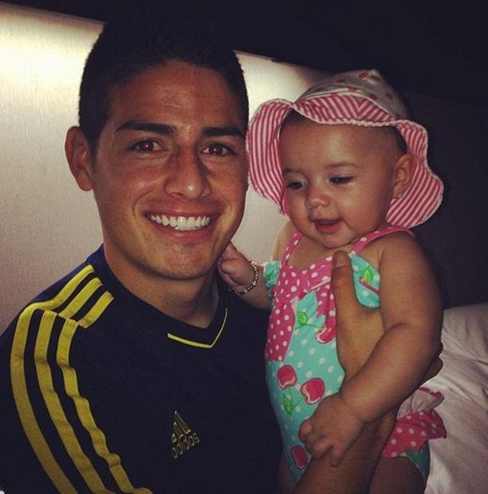 Mutlu aile babası: James Rodriguez