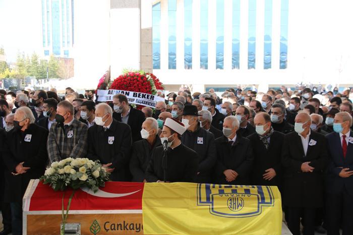 Ankaragücü Onursal Başkanı Cemal Aydın son yolculuğuna uğurlandı