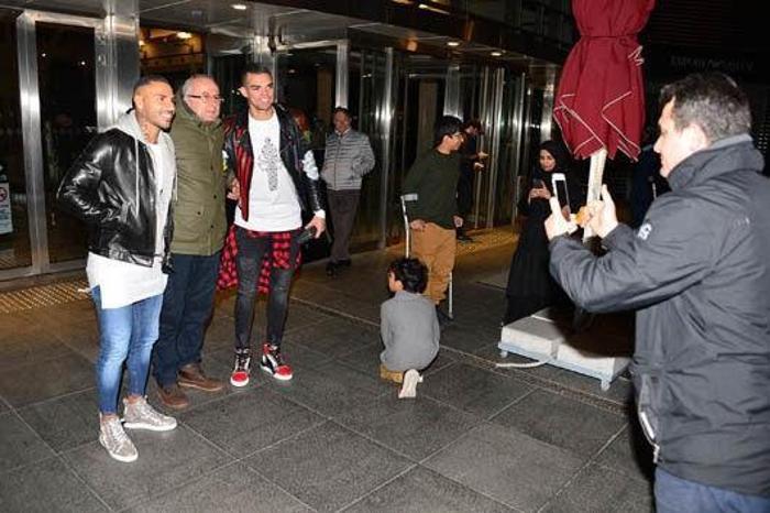 Pepe ve Quaresma yengelerle yemekte Şaşırtan detay...