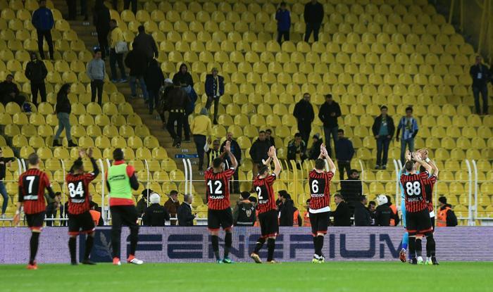 Fanatik yazarlarının Fenerbahçe - Gençlerbirliği maçı yorumları