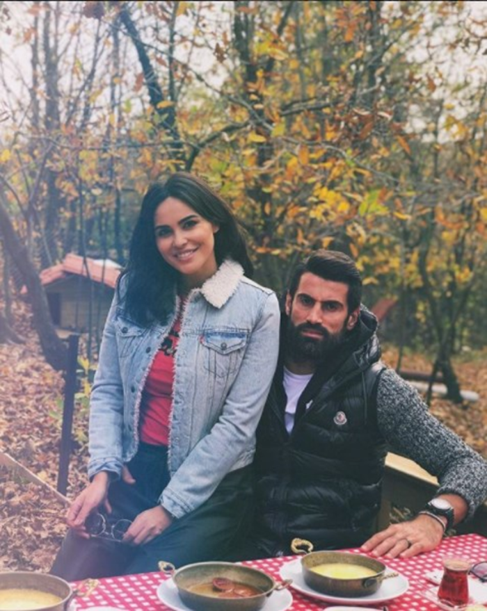 Zeynep Demirel 10 dakikada 10 bin TL harcadı