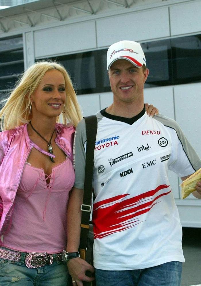 Formula 1 pilotu karısından dayak yedi