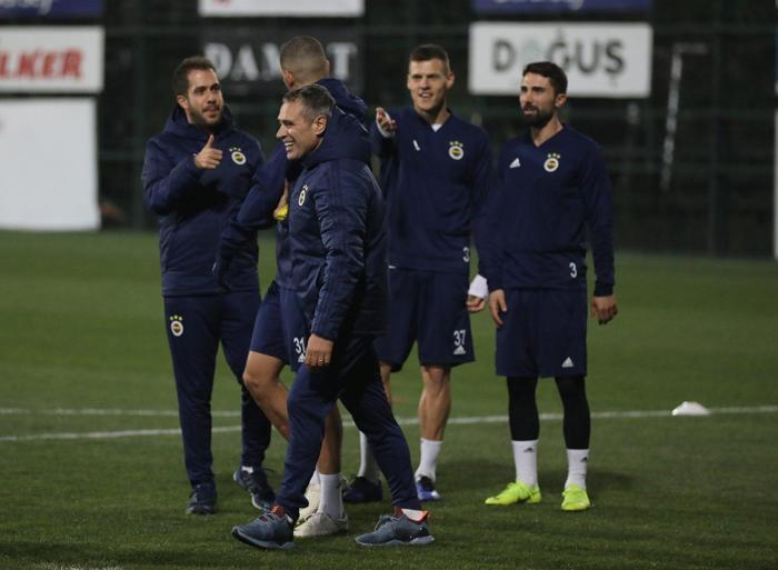 İşte Ersun Yanalın Fenerbahçeye oynatmak istediği sistem