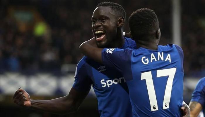 Fenerbahçeye 1 değil 2 yıldız Gabigol ve Niasse