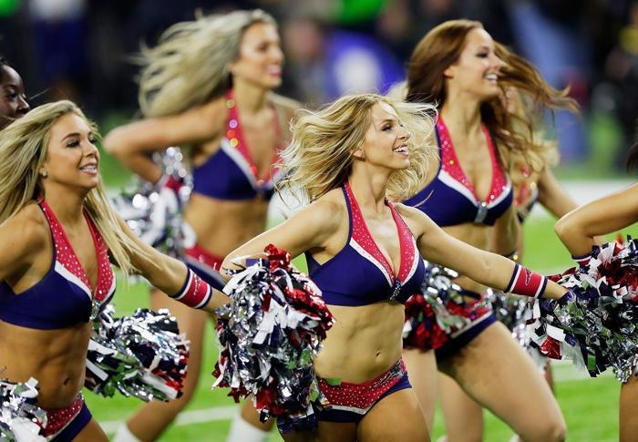 Super Bowl finalinde gözler onların üstünde olacak