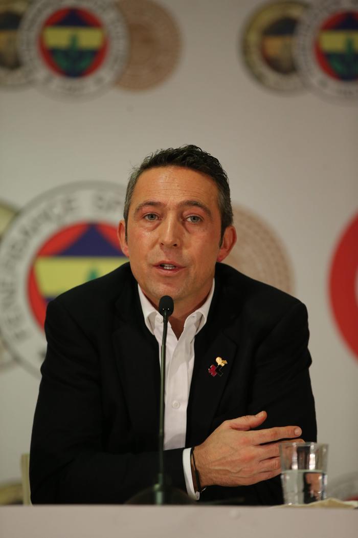 İşte Fenerbahçenin görüştüğü stoper: Nicolas Isimat-Marin