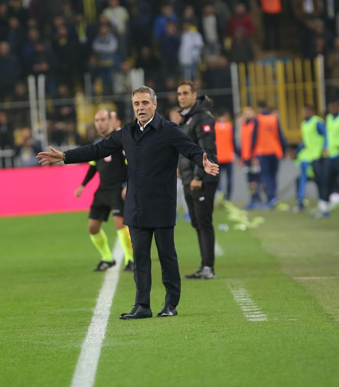Ersun Yanal isyan etti; İdman bile yapmamışlar