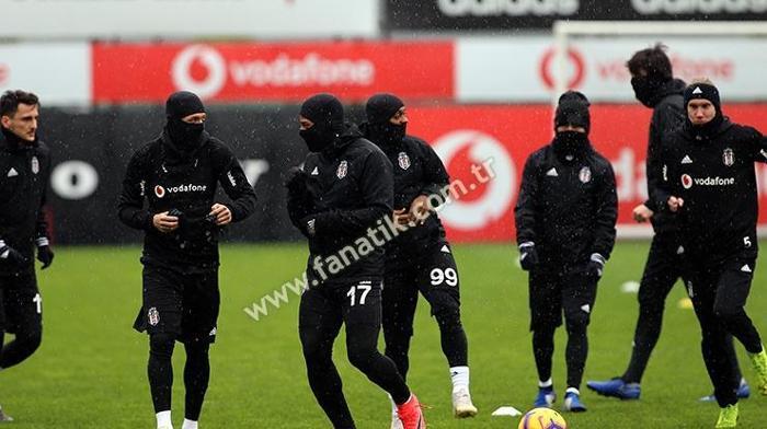 Beşiktaşta flaş Ryan Babel gelişmesi