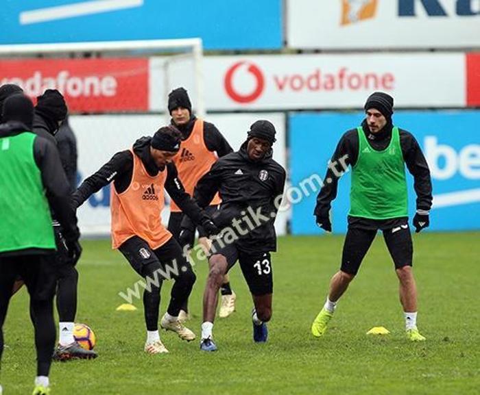 Beşiktaşta flaş Ryan Babel gelişmesi