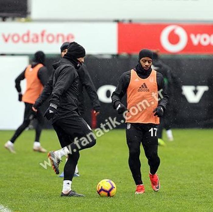 Beşiktaşta flaş Ryan Babel gelişmesi
