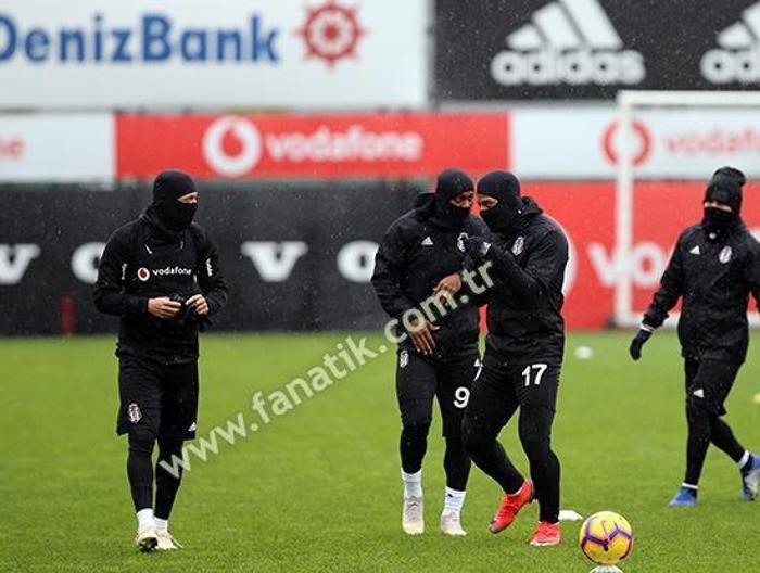 Beşiktaşta flaş Ryan Babel gelişmesi