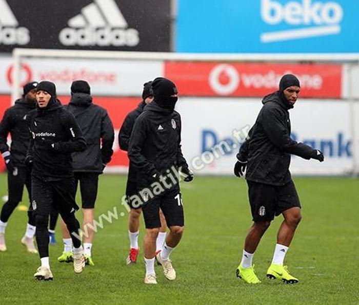 Beşiktaşta flaş Ryan Babel gelişmesi