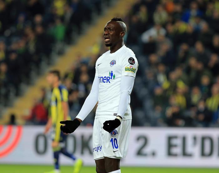 Fenerbahçeden Mbaye Diagneye flaş teklif