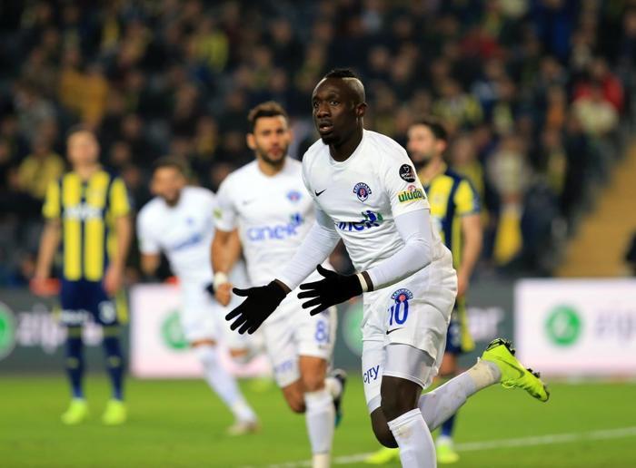 Fenerbahçeden Mbaye Diagneye flaş teklif