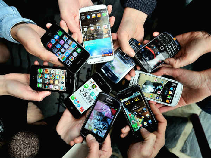 iPhone fiyatları düşüyor, Appledan 3 bomba birden geliyor