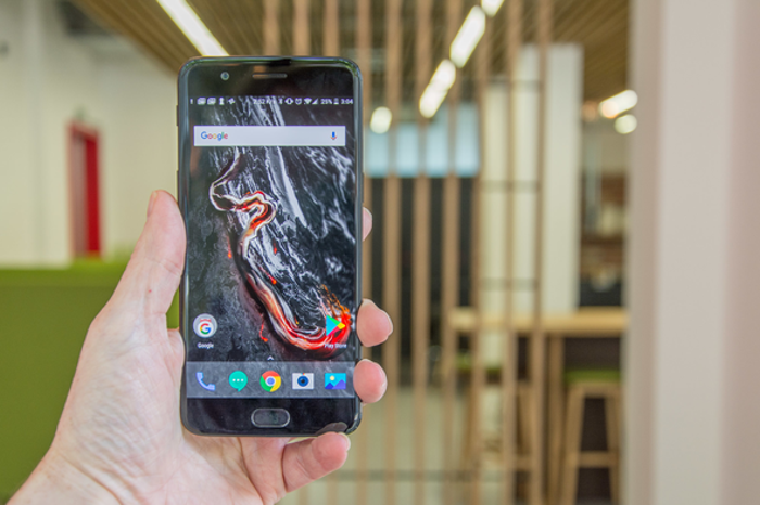 iPhone fiyatları düşüyor, Appledan 3 bomba birden geliyor