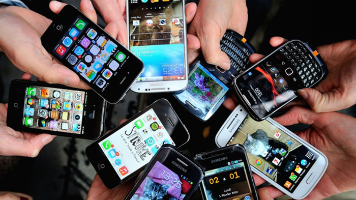 iPhone fiyatları düşüyor, Appledan 3 bomba birden geliyor