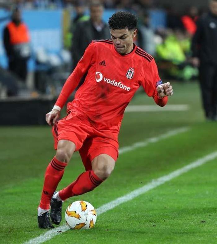 Pepeden sonra bir yıldız daha Beşiktaştan ayrılıyor