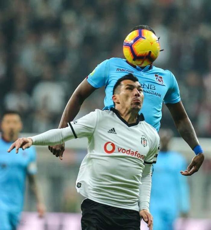 Pepeden sonra bir yıldız daha Beşiktaştan ayrılıyor