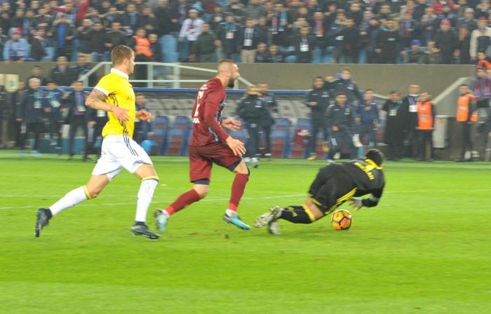 Fanatik yazarlarının Trabzonspor - Fenerbahçe maçı yorumları