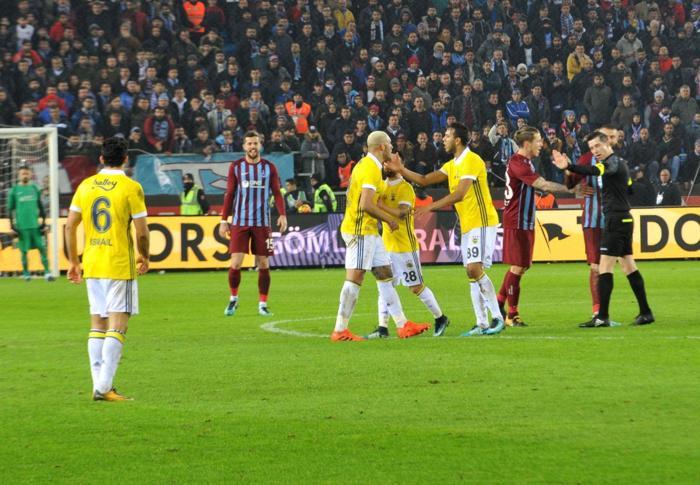 Fanatik yazarlarının Trabzonspor - Fenerbahçe maçı yorumları
