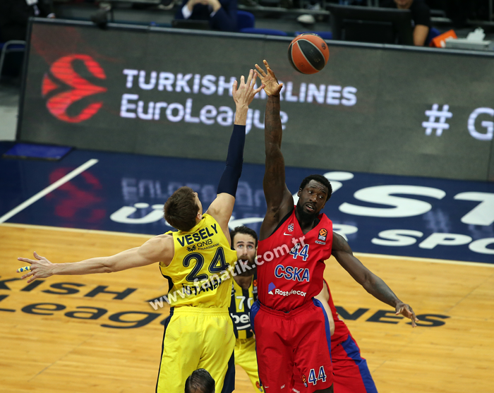 Fenerbahçe Beko - CSKA Moskova maçından kareler