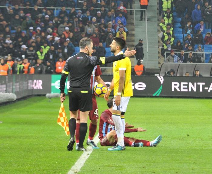 Fanatik yazarlarının Trabzonspor - Fenerbahçe maçı yorumları