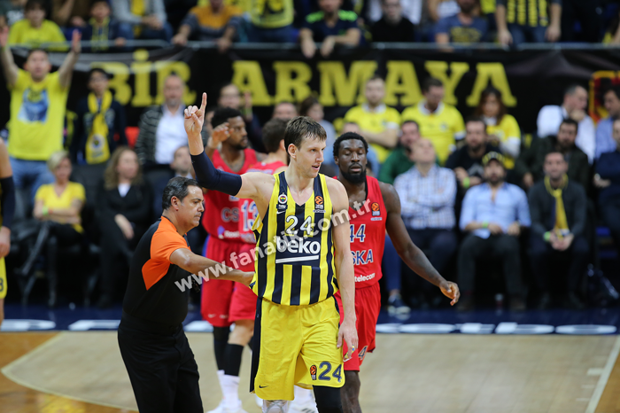 Fenerbahçe Beko - CSKA Moskova maçından kareler