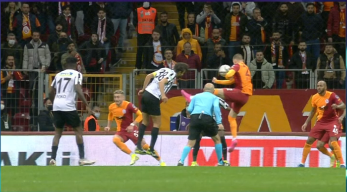 Galatasaray - Altay maçı sonrası Deniz Çoban sert çıktı: Cüneyt Çakırın balansını bozdu Delil var mı Yok