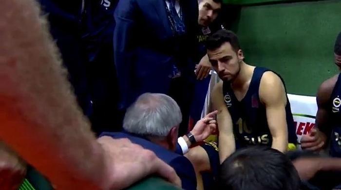 Obradovicten Melihe şok tokat