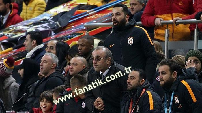 Abdurrahim Albayrak heyecandan yerinde duramadı