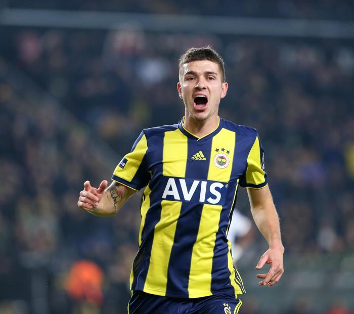 Fenerbahçede Roman Neustadter ve Martin Skrtel tepki topluyor