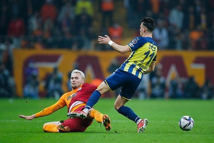 Galatasarayın Altay maçı 11i belli oldu (Muhtemel)