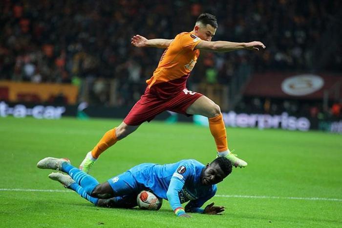 Galatasarayın Altay maçı 11i belli oldu (Muhtemel)