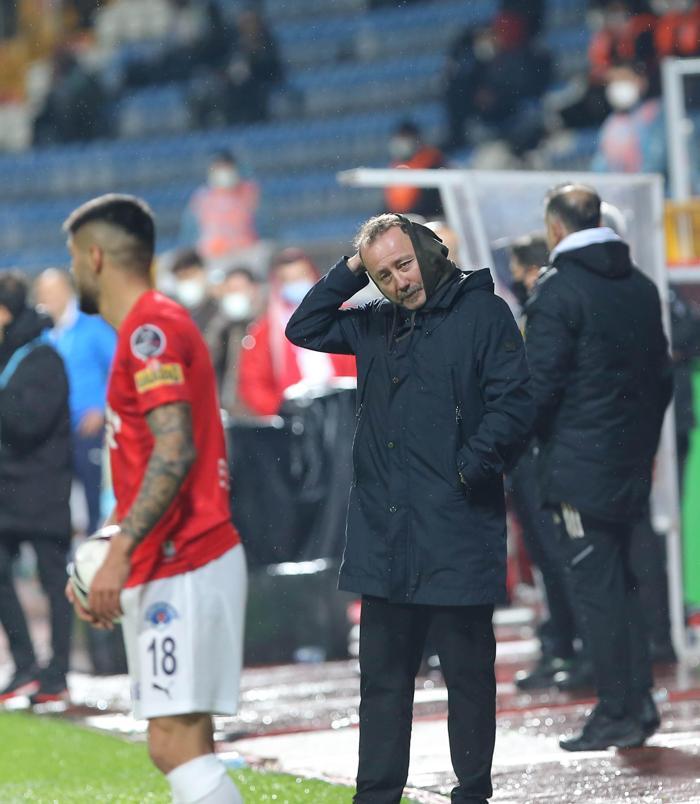 Fanatik yazarları Kasımpaşa - Beşiktaş maçını yazdı...