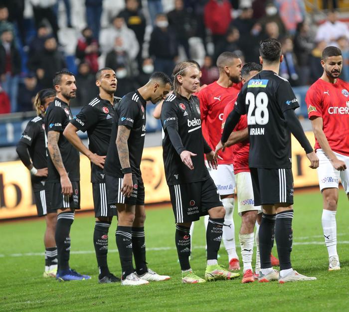 Fanatik yazarları Kasımpaşa - Beşiktaş maçını yazdı...