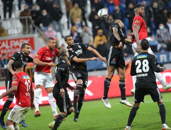 Fanatik yazarları Kasımpaşa - Beşiktaş maçını yazdı...