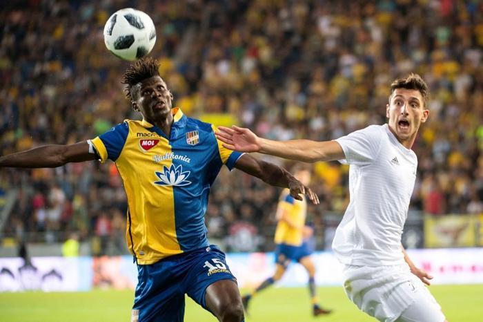 Drogba Galatasaraya golcü getiriyor