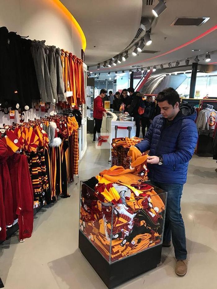 Galatasarayda Yellow Friday çılgınlığı