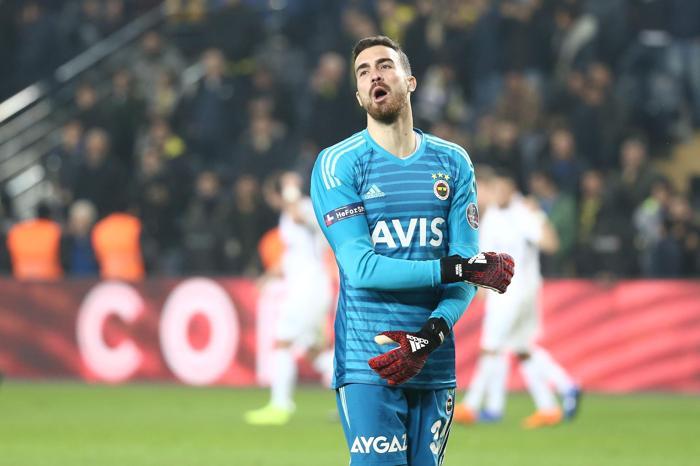 Gecenin sorusu (Serkan Akcan)