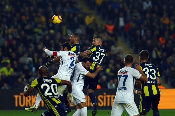 Fanatik yazarlarının Fenerbahçe BB Erzurumspor maçı yorumları