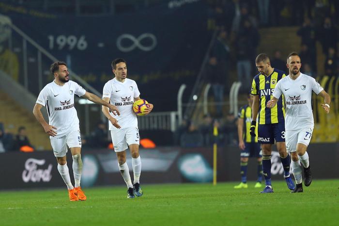 Fanatik yazarlarının Fenerbahçe BB Erzurumspor maçı yorumları