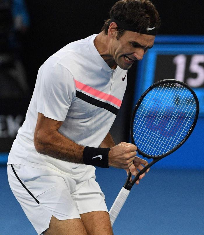 Roger Federer çılgına döndü