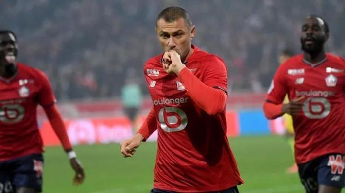 SÜPER LİG EKİBİNDE BIRAKMA KARARI