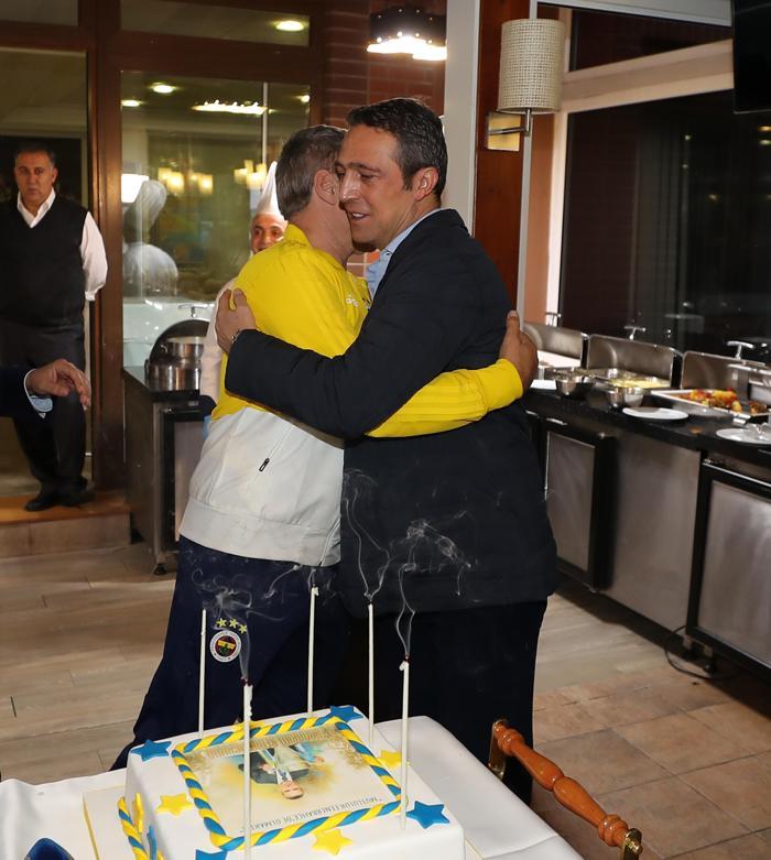 Fenerbahçede Ersun Yanal ve Ayewin doğum günü kutlandı